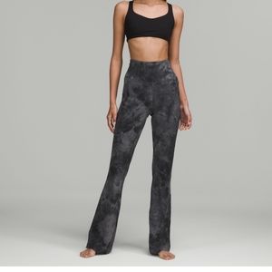 NWT LULULEMON GROOVE FLARE hi rise